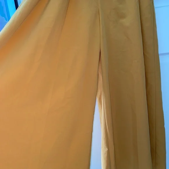 Wide leg yellow pants - Picture 2 of 4